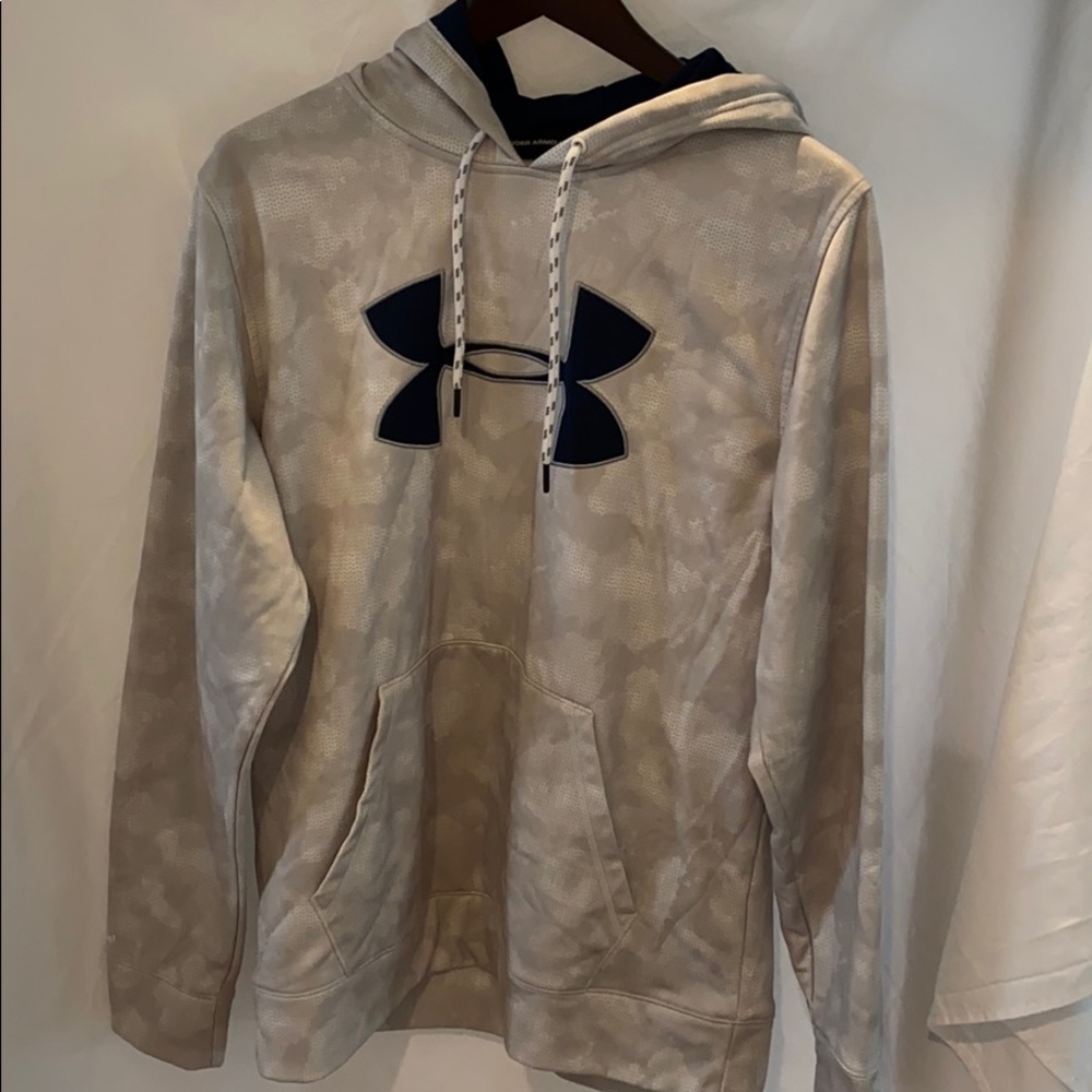 Under Amour Hoodie